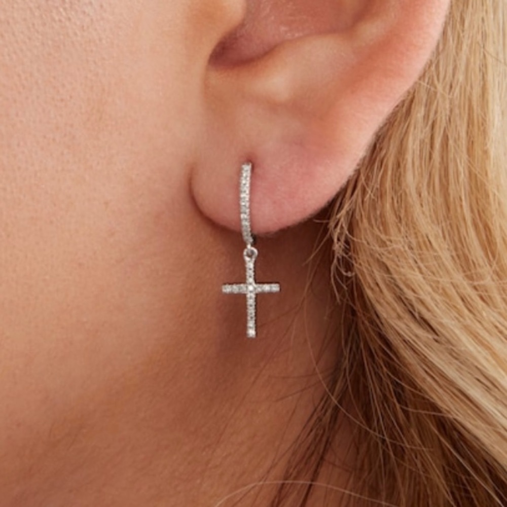 Beautiful sparkling silver jewelry